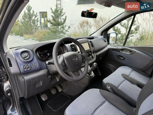 Чорний Опель Віваро, об'ємом двигуна 1.6 л та пробігом 268 тис. км за 14300 $, фото 32 на Automoto.ua