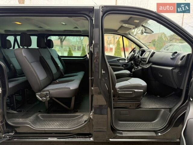 Чорний Опель Віваро, об'ємом двигуна 1.6 л та пробігом 220 тис. км за 14800 $, фото 21 на Automoto.ua