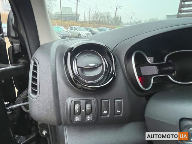 Чорний Опель Віваро, об'ємом двигуна 1.6 л та пробігом 270 тис. км за 17800 $, фото 12 на Automoto.ua