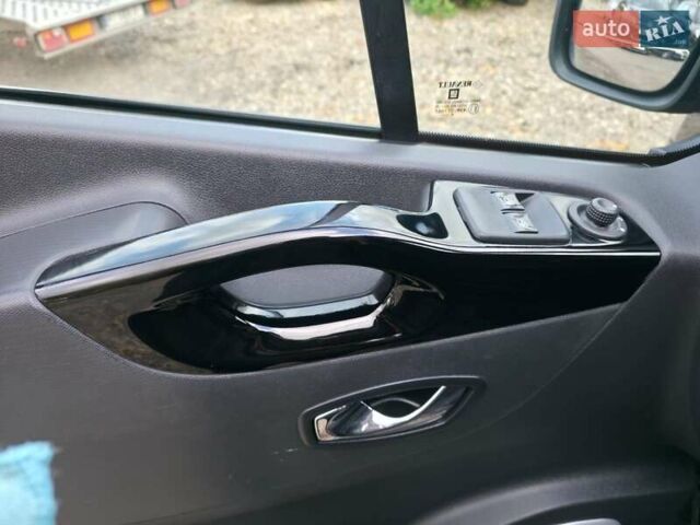 Черный Опель Виваро, объемом двигателя 1.6 л и пробегом 206 тыс. км за 14200 $, фото 16 на Automoto.ua