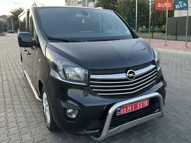 Черный Опель Виваро, объемом двигателя 1.6 л и пробегом 215 тыс. км за 15500 $, фото 33 на Automoto.ua