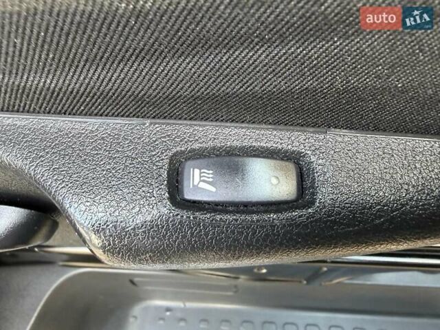 Черный Опель Виваро, объемом двигателя 1.6 л и пробегом 244 тыс. км за 19500 $, фото 35 на Automoto.ua