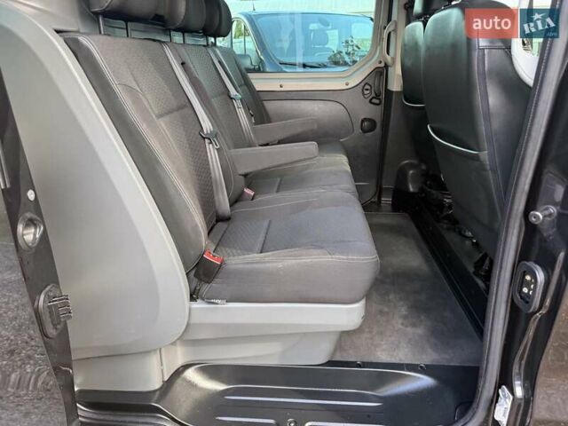 Черный Опель Виваро, объемом двигателя 1.6 л и пробегом 244 тыс. км за 19500 $, фото 39 на Automoto.ua