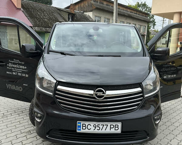 Чорний Опель Віваро, об'ємом двигуна 1.6 л та пробігом 245 тис. км за 15850 $, фото 11 на Automoto.ua