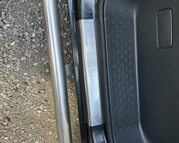 Черный Опель Виваро, объемом двигателя 1.6 л и пробегом 244 тыс. км за 19500 $, фото 37 на Automoto.ua