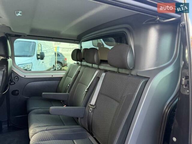 Черный Опель Виваро, объемом двигателя 1.6 л и пробегом 244 тыс. км за 19500 $, фото 49 на Automoto.ua