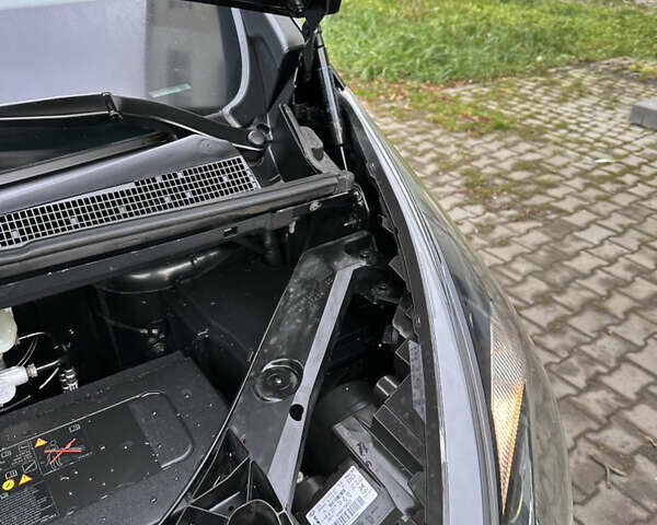 Чорний Опель Віваро, об'ємом двигуна 1.6 л та пробігом 213 тис. км за 16500 $, фото 31 на Automoto.ua