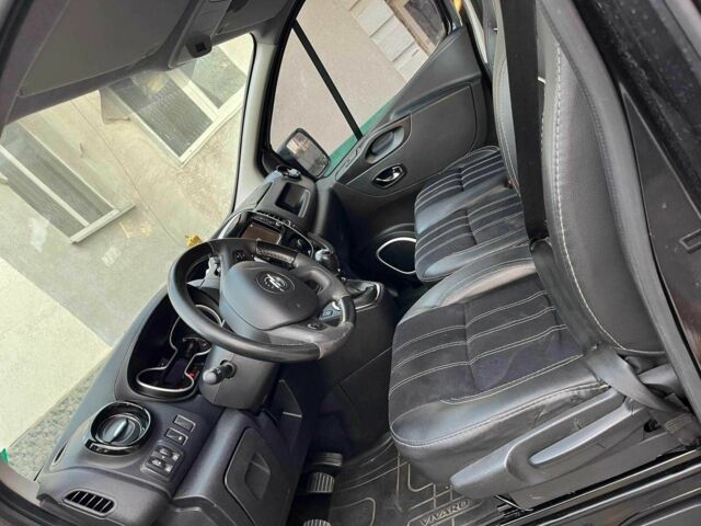 Чорний Опель Віваро, об'ємом двигуна 1.6 л та пробігом 166 тис. км за 16500 $, фото 13 на Automoto.ua