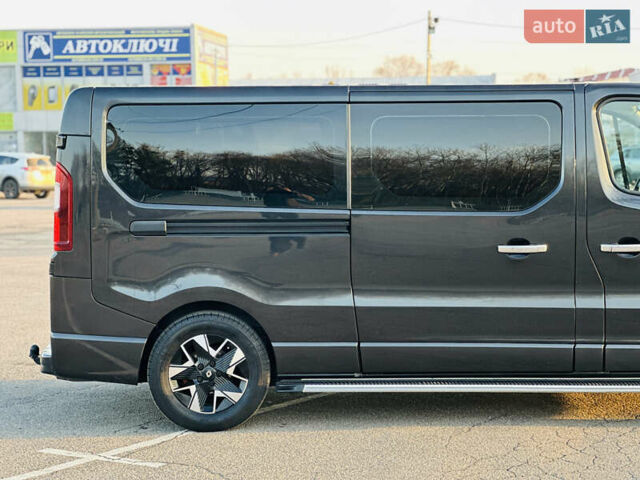 Черный Опель Виваро, объемом двигателя 1.6 л и пробегом 180 тыс. км за 22900 $, фото 16 на Automoto.ua