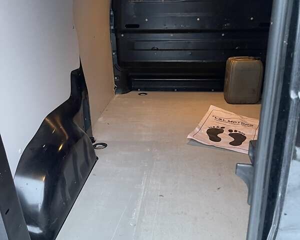 Черный Опель Виваро, объемом двигателя 2 л и пробегом 180 тыс. км за 22700 $, фото 11 на Automoto.ua