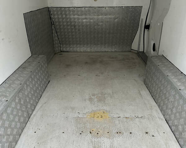 Черный Опель Виваро, объемом двигателя 2 л и пробегом 583 тыс. км за 10500 $, фото 9 на Automoto.ua