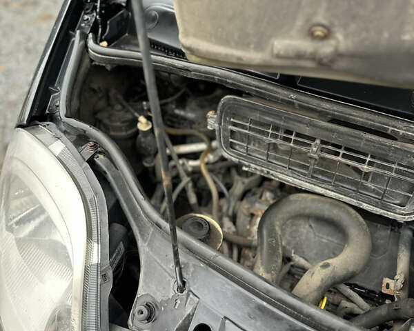 Черный Опель Виваро, объемом двигателя 2 л и пробегом 583 тыс. км за 10500 $, фото 21 на Automoto.ua