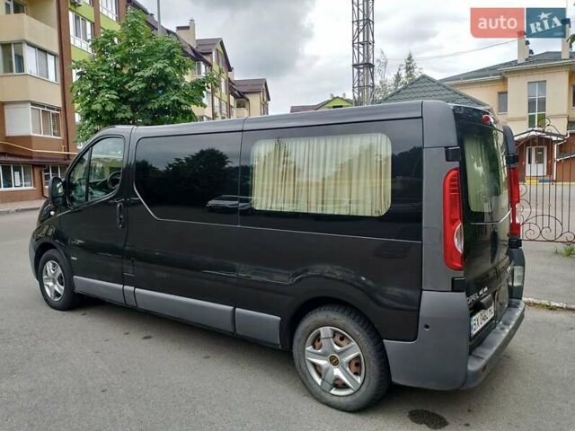 Черный Опель Виваро, объемом двигателя 2 л и пробегом 234 тыс. км за 15000 $, фото 15 на Automoto.ua