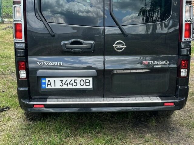 Черный Опель Виваро, объемом двигателя 1.6 л и пробегом 245 тыс. км за 14500 $, фото 1 на Automoto.ua