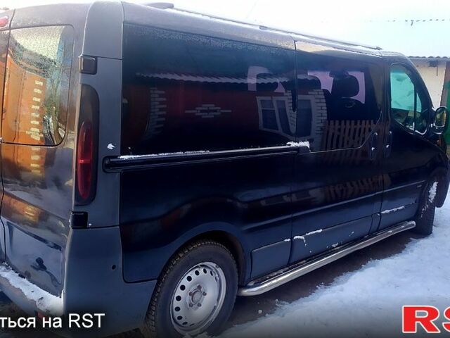 Черный Опель Виваро, объемом двигателя 25 л и пробегом 340 тыс. км за 8000 $, фото 5 на Automoto.ua