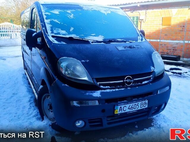 Черный Опель Виваро, объемом двигателя 25 л и пробегом 340 тыс. км за 8000 $, фото 4 на Automoto.ua