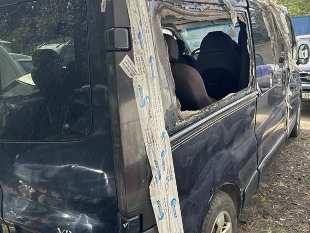 Фіолетовий Опель Віваро, об'ємом двигуна 1.9 л та пробігом 300 тис. км за 3500 $, фото 2 на Automoto.ua