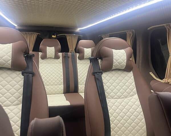 Коричневий Опель Віваро, об'ємом двигуна 1.6 л та пробігом 258 тис. км за 15700 $, фото 3 на Automoto.ua