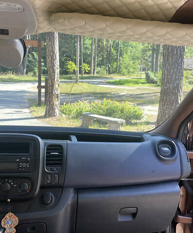 Коричневий Опель Віваро, об'ємом двигуна 1.6 л та пробігом 258 тис. км за 15700 $, фото 9 на Automoto.ua