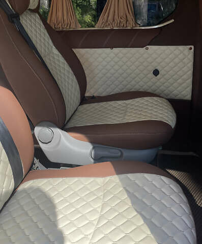 Коричневий Опель Віваро, об'ємом двигуна 1.6 л та пробігом 258 тис. км за 15700 $, фото 18 на Automoto.ua