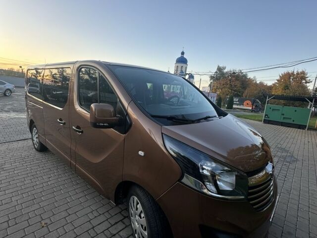 Коричневый Опель Виваро, объемом двигателя 1.6 л и пробегом 263 тыс. км за 17200 $, фото 5 на Automoto.ua