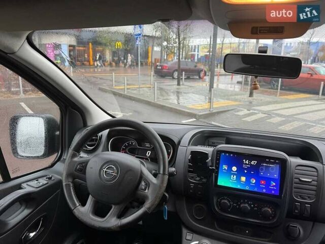 Коричневый Опель Виваро, объемом двигателя 1.6 л и пробегом 315 тыс. км за 16490 $, фото 8 на Automoto.ua