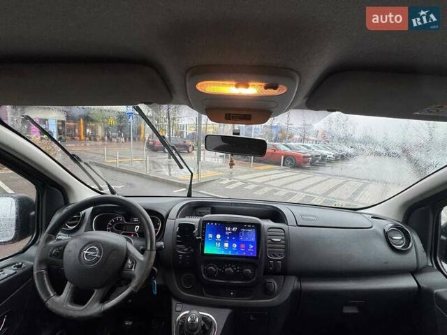 Коричневый Опель Виваро, объемом двигателя 1.6 л и пробегом 315 тыс. км за 16490 $, фото 7 на Automoto.ua