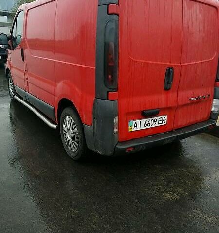 Червоний Опель Віваро, об'ємом двигуна 1.9 л та пробігом 160 тис. км за 5200 $, фото 4 на Automoto.ua