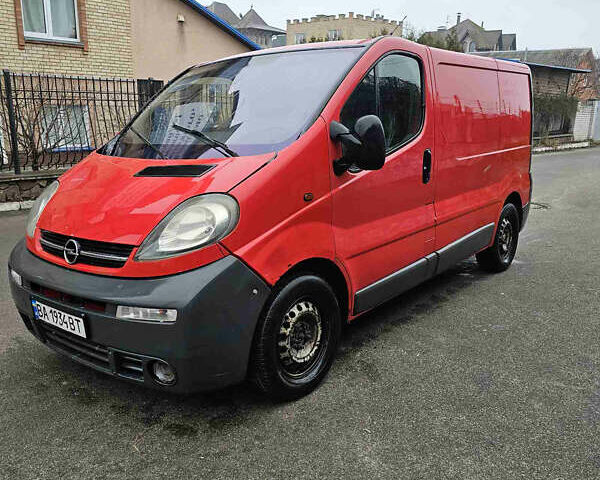 Красный Опель Виваро, объемом двигателя 2.46 л и пробегом 350 тыс. км за 4200 $, фото 7 на Automoto.ua