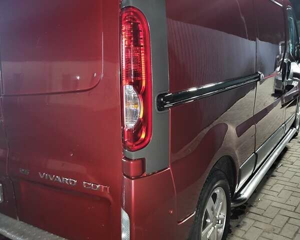 Червоний Опель Віваро, об'ємом двигуна 2.5 л та пробігом 377 тис. км за 7050 $, фото 12 на Automoto.ua