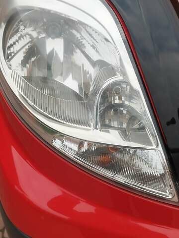 Красный Опель Виваро, объемом двигателя 2 л и пробегом 251 тыс. км за 12200 $, фото 1 на Automoto.ua