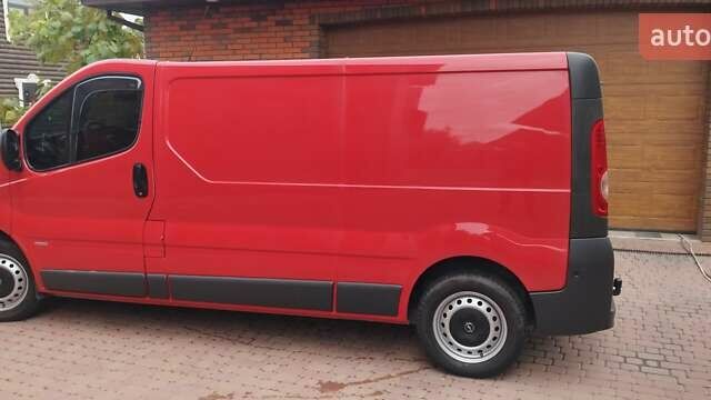 Красный Опель Виваро, объемом двигателя 2 л и пробегом 251 тыс. км за 12200 $, фото 30 на Automoto.ua