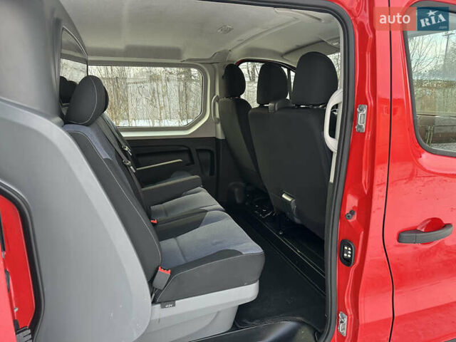 Червоний Опель Віваро, об'ємом двигуна 1.6 л та пробігом 152 тис. км за 16800 $, фото 37 на Automoto.ua