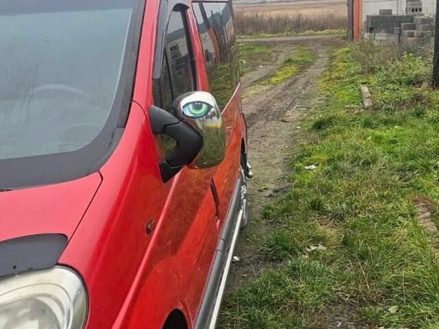 Красный Опель Виваро, объемом двигателя 2.5 л и пробегом 320 тыс. км за 7650 $, фото 2 на Automoto.ua