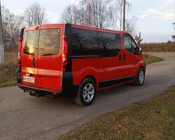 Червоний Опель Віваро, об'ємом двигуна 1.9 л та пробігом 404 тис. км за 5400 $, фото 3 на Automoto.ua