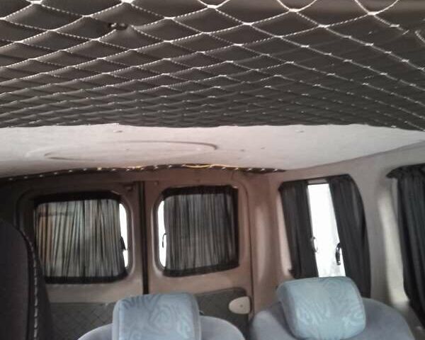 Червоний Опель Віваро, об'ємом двигуна 1.9 л та пробігом 430 тис. км за 6900 $, фото 17 на Automoto.ua