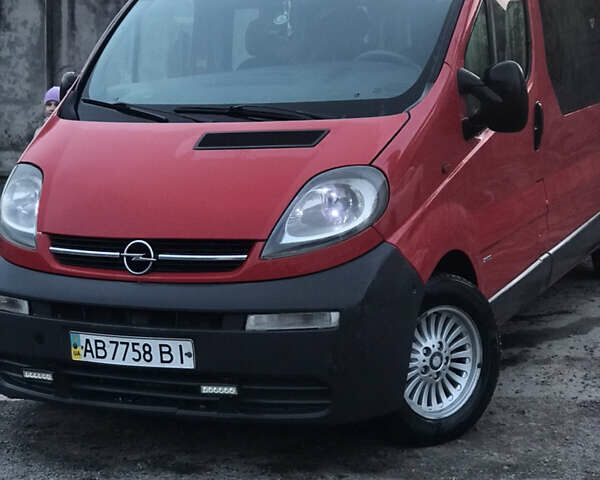 Красный Опель Виваро, объемом двигателя 1.9 л и пробегом 450 тыс. км за 7300 $, фото 6 на Automoto.ua