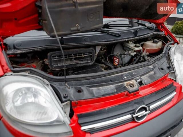 Червоний Опель Віваро, об'ємом двигуна 1.87 л та пробігом 400 тис. км за 8300 $, фото 26 на Automoto.ua