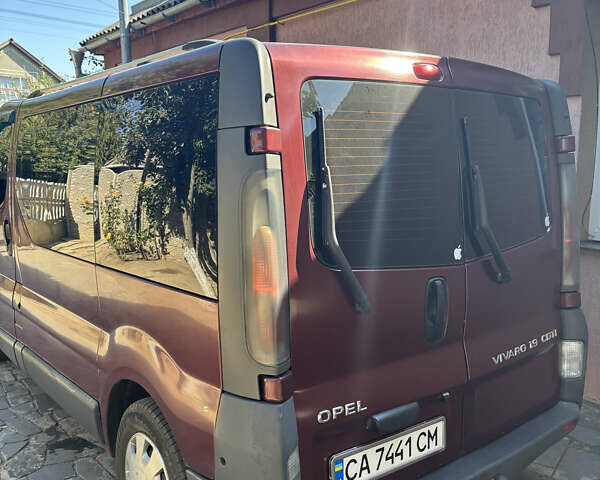 Красный Опель Виваро, объемом двигателя 1.87 л и пробегом 330 тыс. км за 8300 $, фото 8 на Automoto.ua