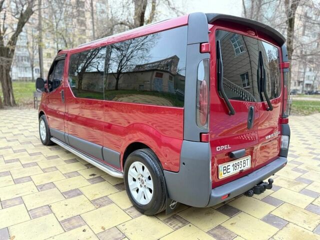 Червоний Опель Віваро, об'ємом двигуна 1.9 л та пробігом 310 тис. км за 8500 $, фото 4 на Automoto.ua