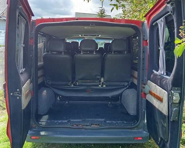 Червоний Опель Віваро, об'ємом двигуна 2 л та пробігом 458 тис. км за 8200 $, фото 24 на Automoto.ua