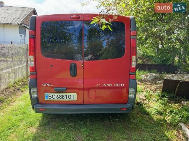 Червоний Опель Віваро, об'ємом двигуна 2 л та пробігом 458 тис. км за 8200 $, фото 4 на Automoto.ua