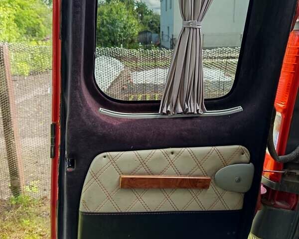 Червоний Опель Віваро, об'ємом двигуна 2 л та пробігом 458 тис. км за 8200 $, фото 26 на Automoto.ua