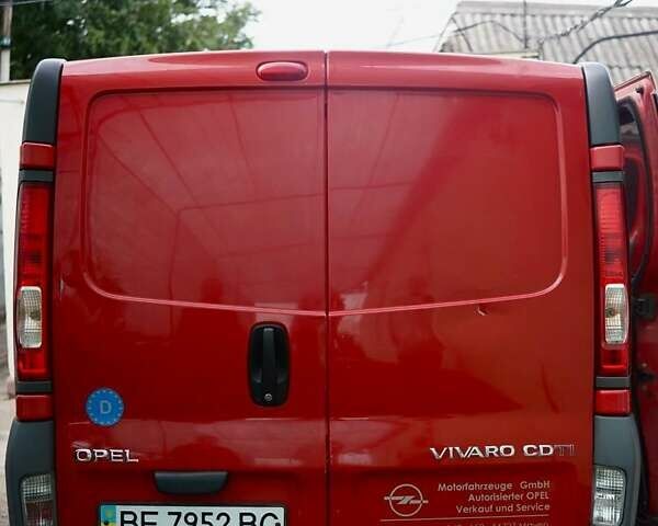 Червоний Опель Віваро, об'ємом двигуна 2 л та пробігом 280 тис. км за 7800 $, фото 11 на Automoto.ua