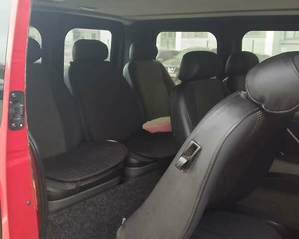 Красный Опель Виваро, объемом двигателя 2 л и пробегом 350 тыс. км за 8500 $, фото 7 на Automoto.ua