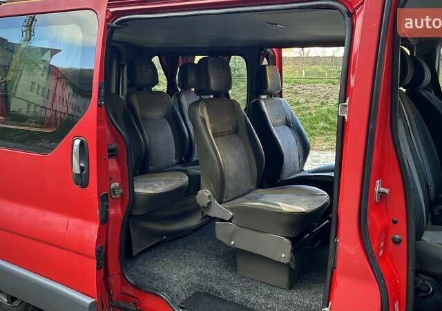 Красный Опель Виваро, объемом двигателя 2 л и пробегом 346 тыс. км за 8600 $, фото 43 на Automoto.ua