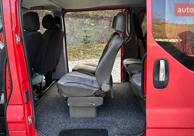 Красный Опель Виваро, объемом двигателя 2 л и пробегом 346 тыс. км за 8600 $, фото 42 на Automoto.ua