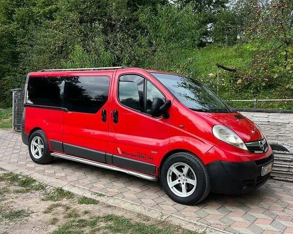 Червоний Опель Віваро, об'ємом двигуна 2 л та пробігом 300 тис. км за 9400 $, фото 29 на Automoto.ua