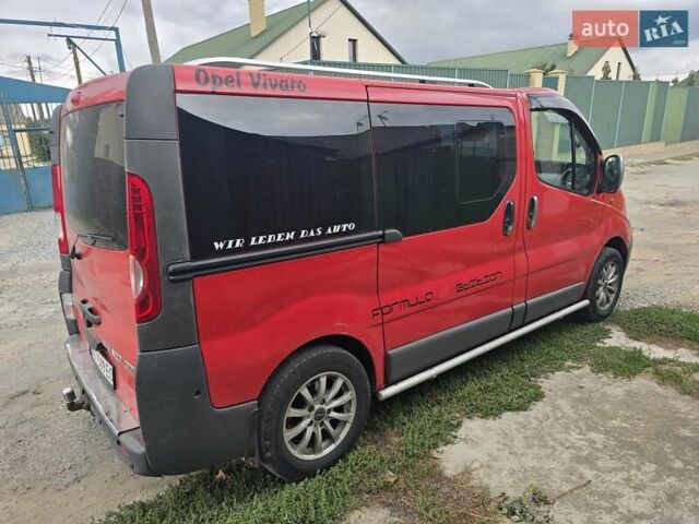 Червоний Опель Віваро, об'ємом двигуна 0 л та пробігом 264 тис. км за 9500 $, фото 3 на Automoto.ua