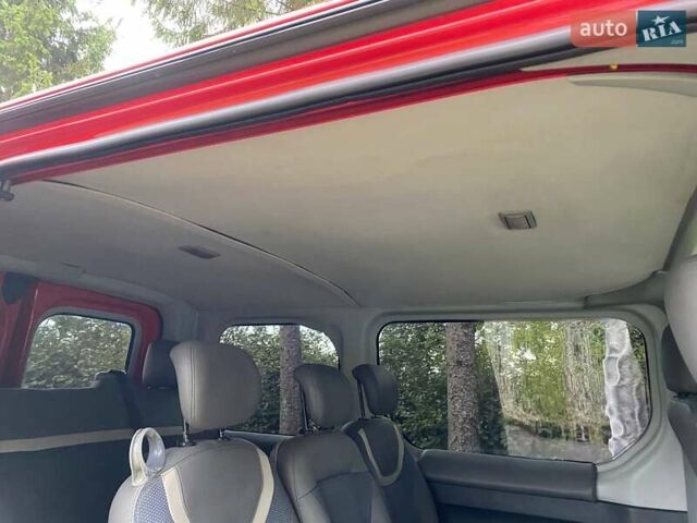 Червоний Опель Віваро, об'ємом двигуна 2 л та пробігом 378 тис. км за 8850 $, фото 29 на Automoto.ua